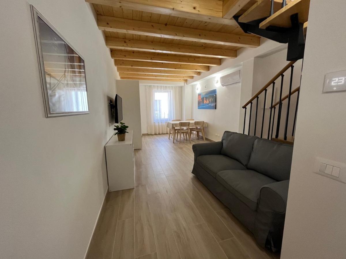 Anfite Apartments Santa Maria Desenzano del Garda Ngoại thất bức ảnh