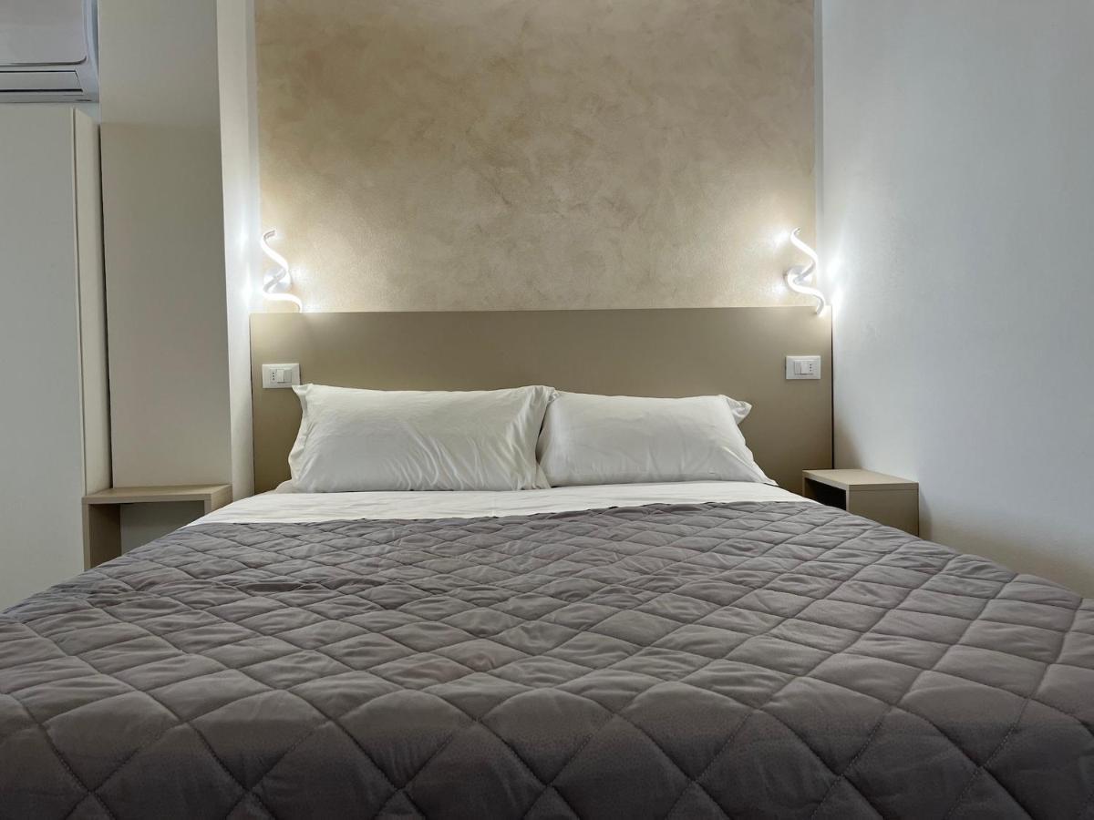 Anfite Apartments Santa Maria Desenzano del Garda Ngoại thất bức ảnh